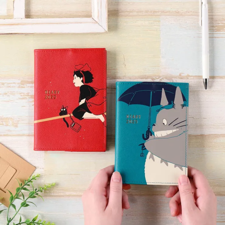 Maison Ghibli Agenda feutrine 2025 Totoro Parapluie - Mon Voisin Totoro