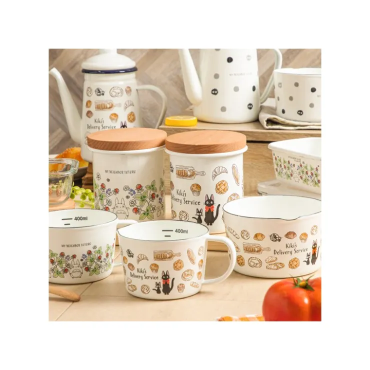 Maison Ghibli Beurrier émail avec couvercle bois Viennoiseries 500ml - Kiki la peti