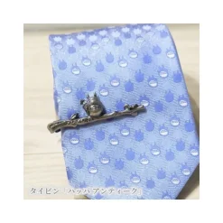 Maison Ghibli Broche Totoro Feuilles - Mon Voisin Totoro