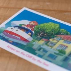 Maison Ghibli Carte Postale - Ponyo sur la falaise