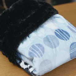 Maison Ghibli Couverture coussin Noiraude - Mon Voisin Totoro