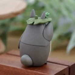 Maison Ghibli Kumukumu 3D Puzzle Totoro Gris avec feuille - Mon Voisin Totoro