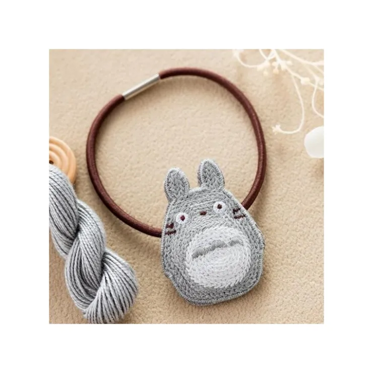 Maison Ghibli Élastique Broderie Totoro Gris - Mon Voisin Totoro