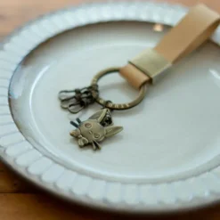 Maison Ghibli Porte Clés Cuir Jiji – Kiki la petite Sorcière