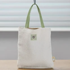 Maison Ghibli Sac à main gauffrée Totoro - Mon VoisinTotoro