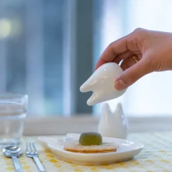 Maison Ghibli Salière et Poivrière Totoro – Mon Voisin Totoro