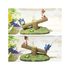 Maison Ghibli Statue Balancoire Mei Et Totoro Bleu Et Blanc  - Mon Voisin Totoro
