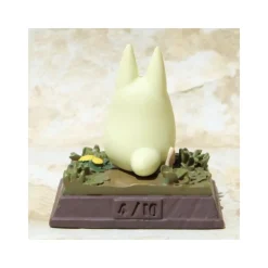 Maison Ghibli Statue Collection Stop Motion Totoro Blanc Course Pose 4 - Mon Voisin