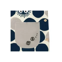 Maison Ghibli Tablier Motif Noiraudes 84 x 61,5 cm - Mon Voisin Totoro