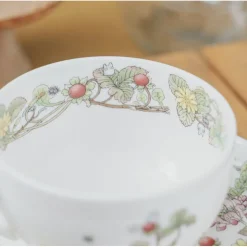 Maison Ghibli Tasse et Sous Tasse Totoro Fraise - Mon Voisin Totoro